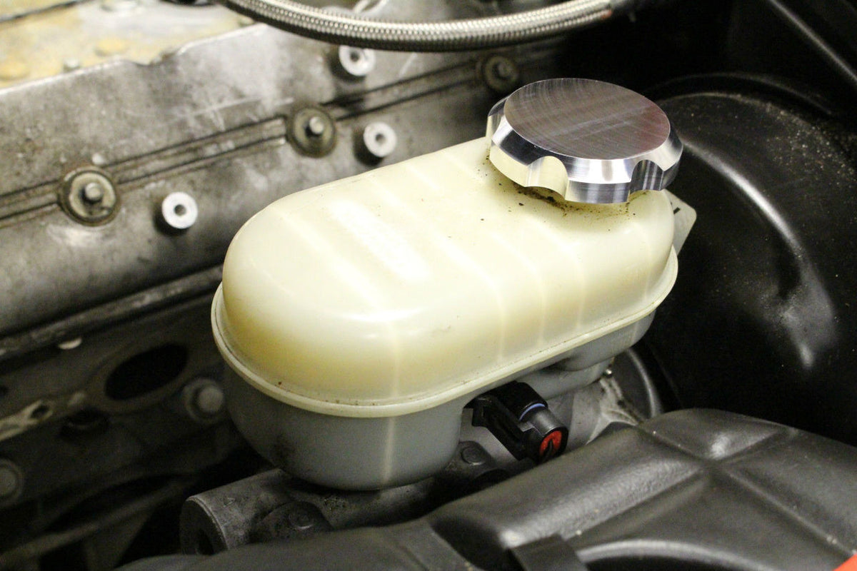 93-2002 CAMARO FIREBIRD, 97-2004 C5 CORVETTE BILLET ALUMINUM BRAKE RESERVOIR TANK CAP